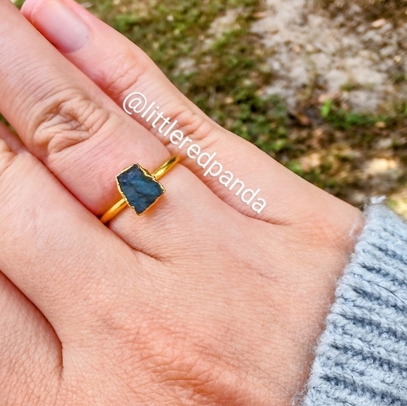 Blue Genuine Labradorite adjustable ring - Picture 1 of 5